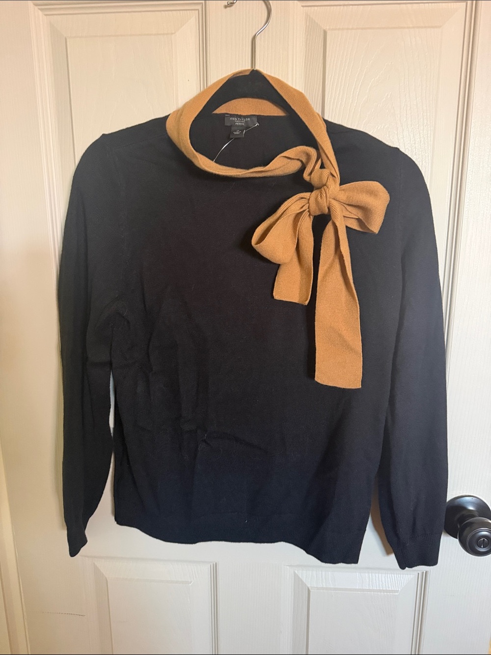 Ann Taylor sweater with bow. Large Petite